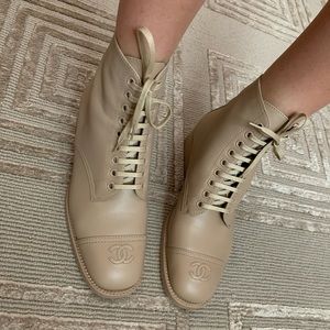 Chanel beige shirt lace up boots